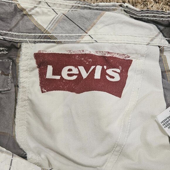 Men's plaid Cargo Utility Shorts - 33/34 waist - 2/$7 - Picture 7 of 11